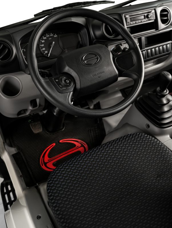 Interior 9